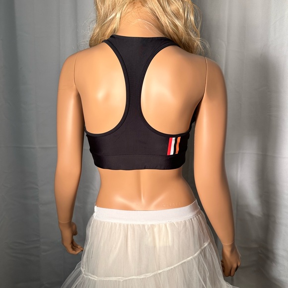 Who doesn’t like PE Nation ? Sports Bra - Picture 4 of 7